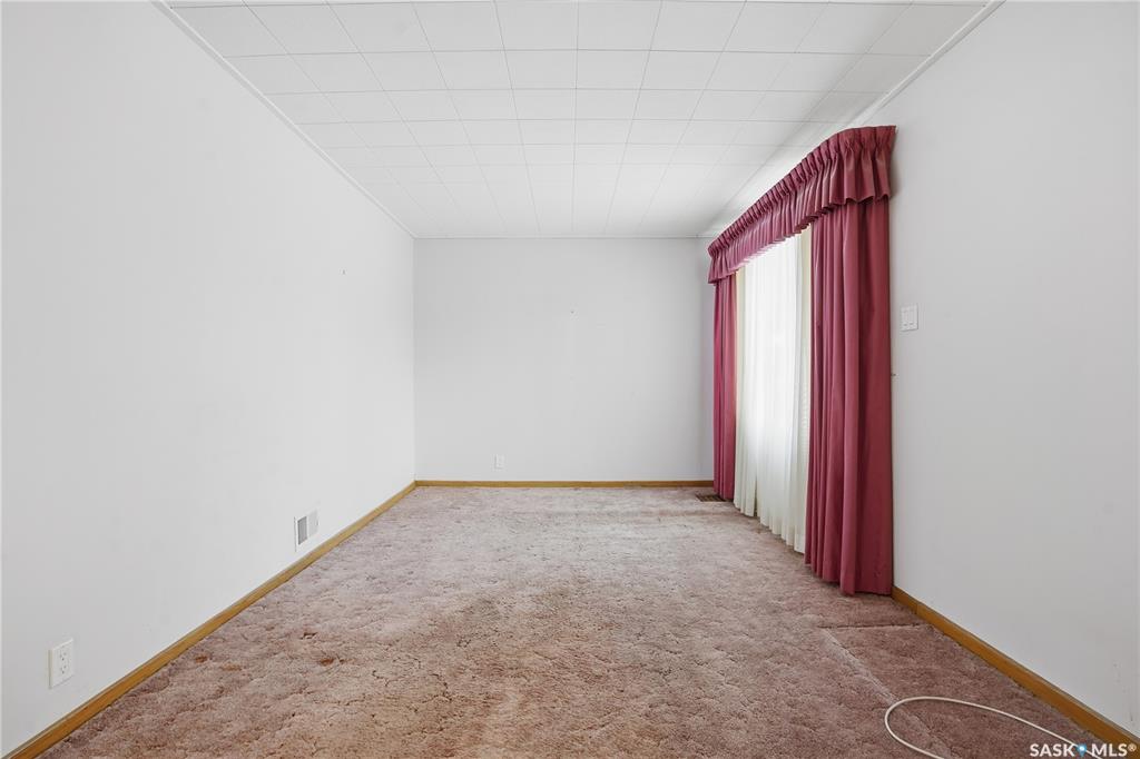 Fifth View of 4708 4th Avenue, Rosemont, Regina, Saskatchewan, S4T 0J1