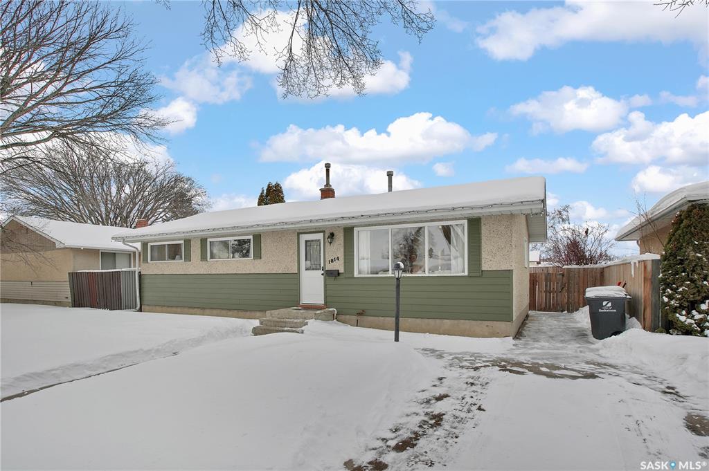 Second View of 1814 Richardson Road, Westview Heights, Saskatoon, Saskatchewan, S7L 4B5