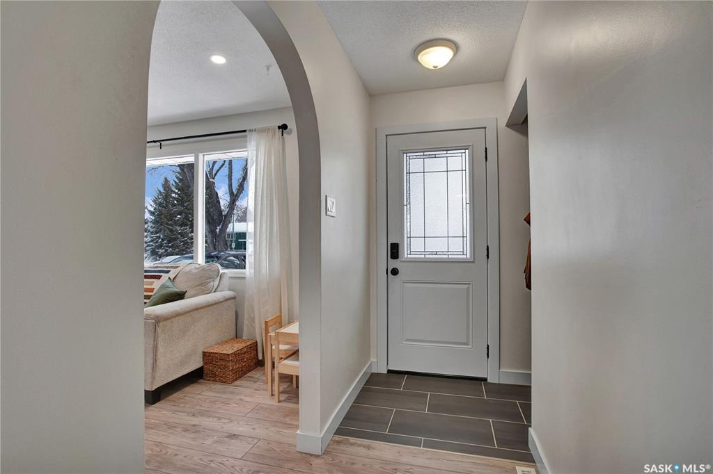 Third View of 1814 Richardson Road, Westview Heights, Saskatoon, Saskatchewan, S7L 4B5