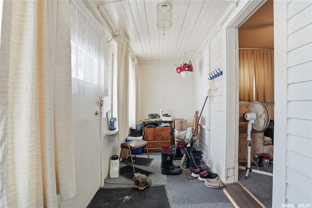 Third View of 129 K Avenue S, Pleasant Hill, Saskatoon, Saskatchewan, S7M 2C5