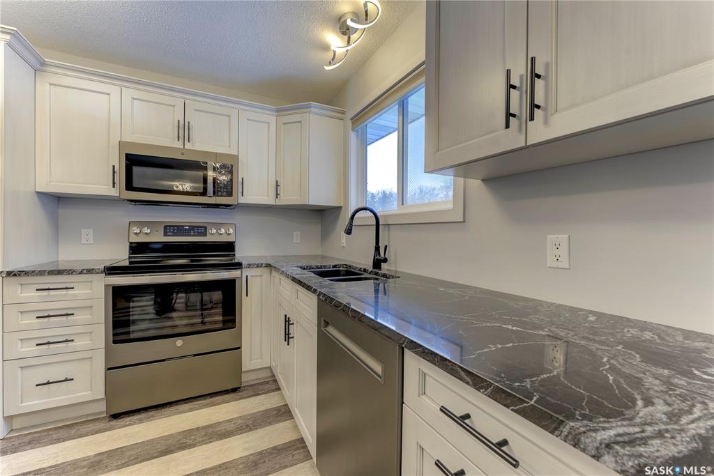 Fifth View of 123 4th Street W, Pierceland, Saskatchewan, S0M 2K0