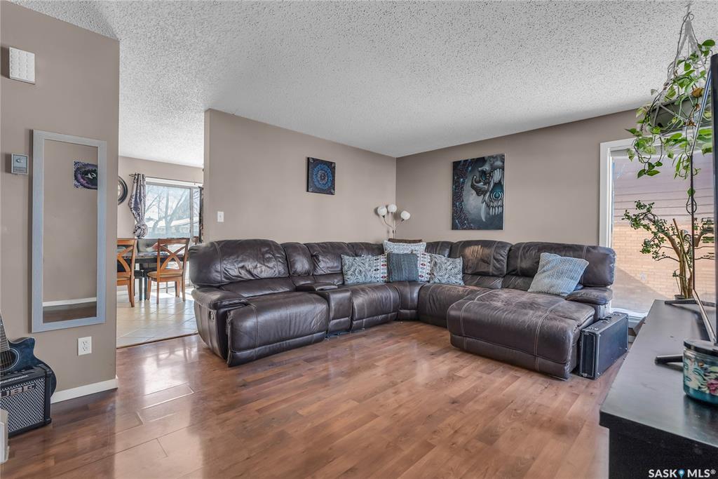 Fourth View of 442 444 Russell Road, Silverwood Heights, Saskatoon, Saskatchewan, S7K 6K9