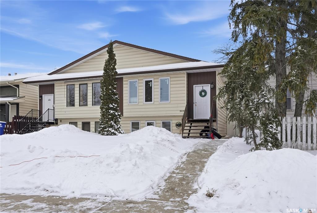 203 A Dunlop Street, SK026405, Saskatchewan,