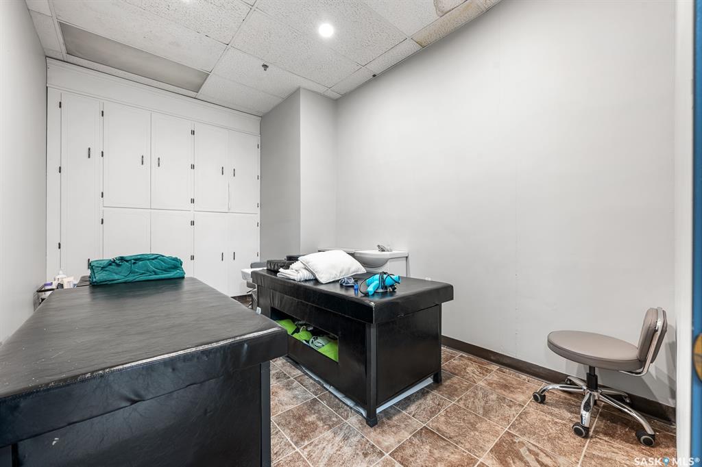 Fifth View of 1840 Rose Street, Downtown District, Regina, Saskatchewan, S4P 0J2