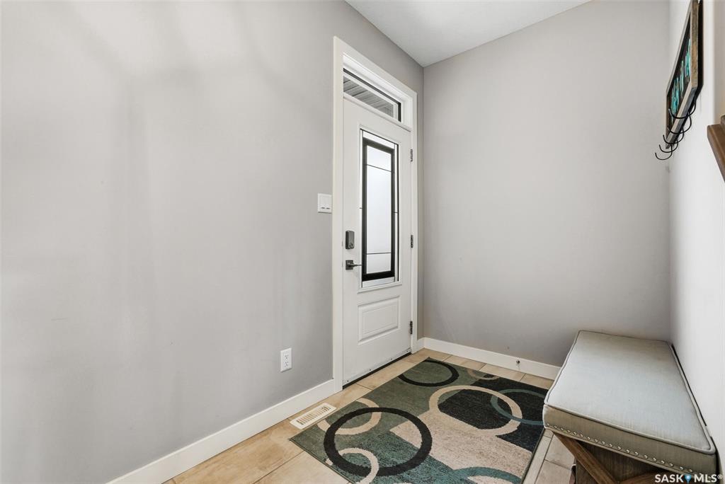 Third View of 6730 Maple Vista Drive, Maple Ridge, Regina, Saskatchewan, S4X 0J5