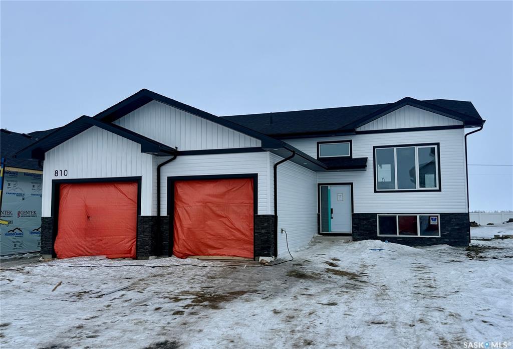 Second View of 810 Ballesteros Crescent, Warman, Saskatchewan, S0K 4S4
