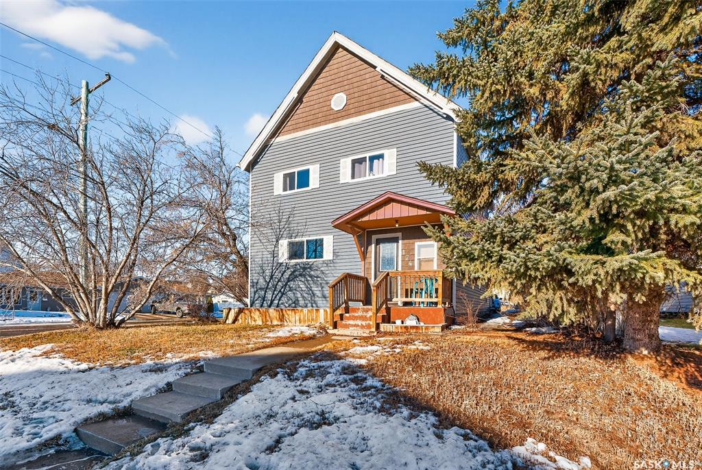 Third View of 174 Ominica Street W, Central MJ, Moose Jaw, Saskatchewan, S6H 1X2
