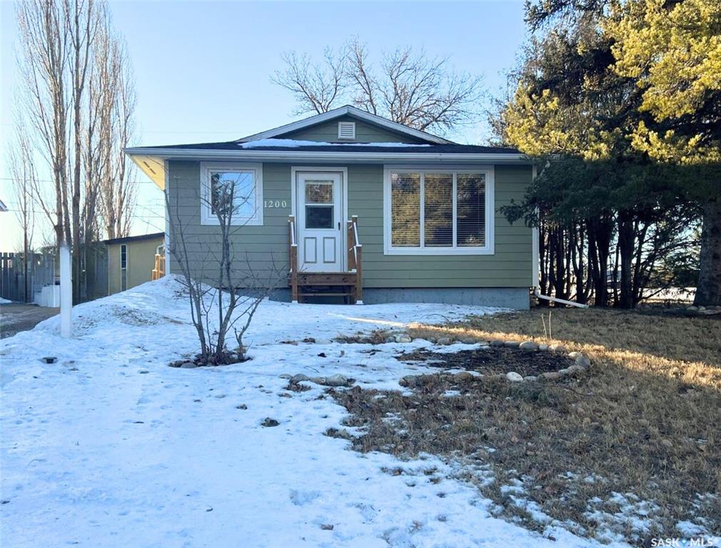 1200 Dahl Street E, SK026998, Saskatchewan,
