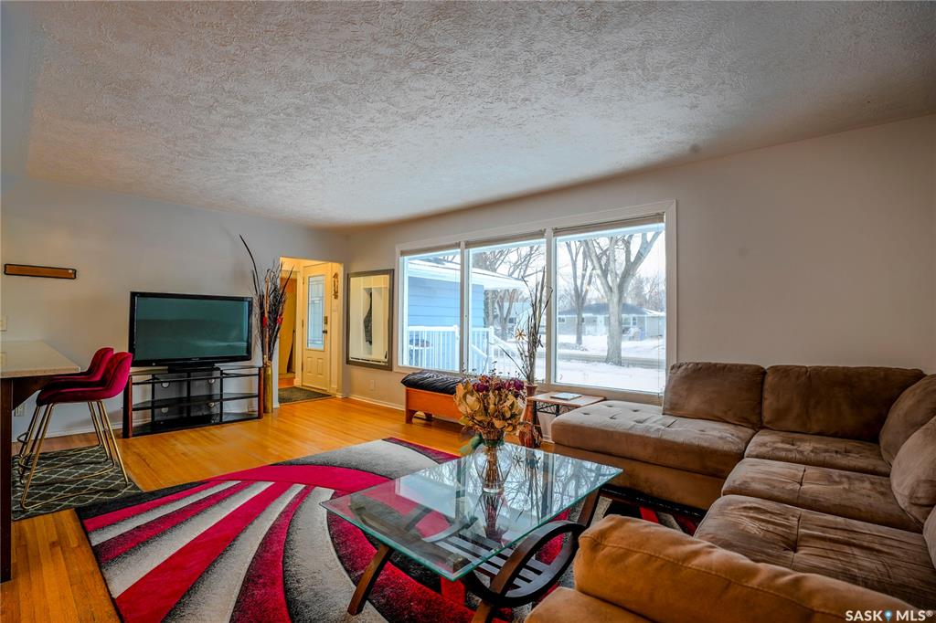 Fifth View of 1812 Grant Drive, Whitmore Park, Regina, Saskatchewan, S4S 4V4