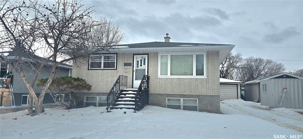 Second View of 422 Mullin Avenue E, Arnhem Place, Regina, Saskatchewan, S4N 1C7