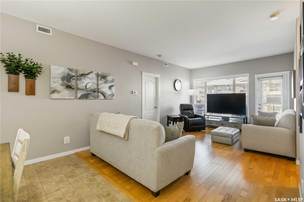 Fifth View of 110 Armistice Way #305, Nutana S.C., Saskatoon, Saskatchewan, S7J 5L8