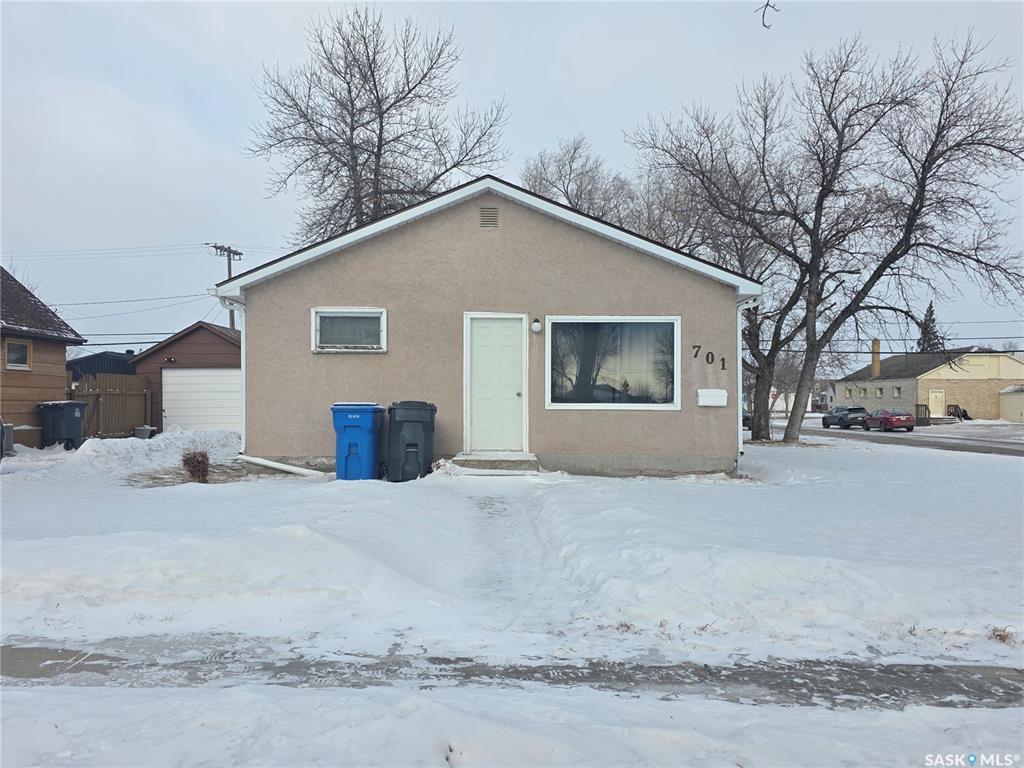 701 3rd Street, SK027135, Saskatchewan,