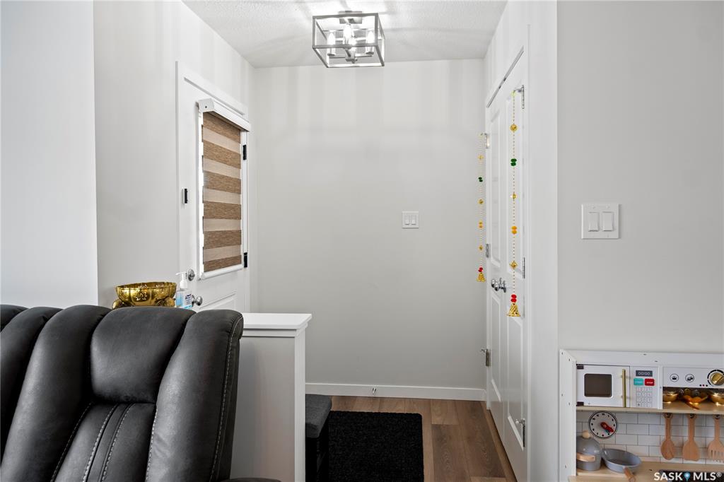 Fourth View of 5115 Kaufman Avenue, Eastbrook, Regina, Saskatchewan, S4V 3W3