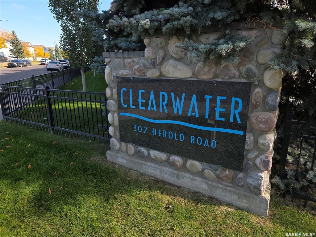 Third View of 302 Herold Road #1, Lakewood S.C., Saskatoon, Saskatchewan, S7V 1J3