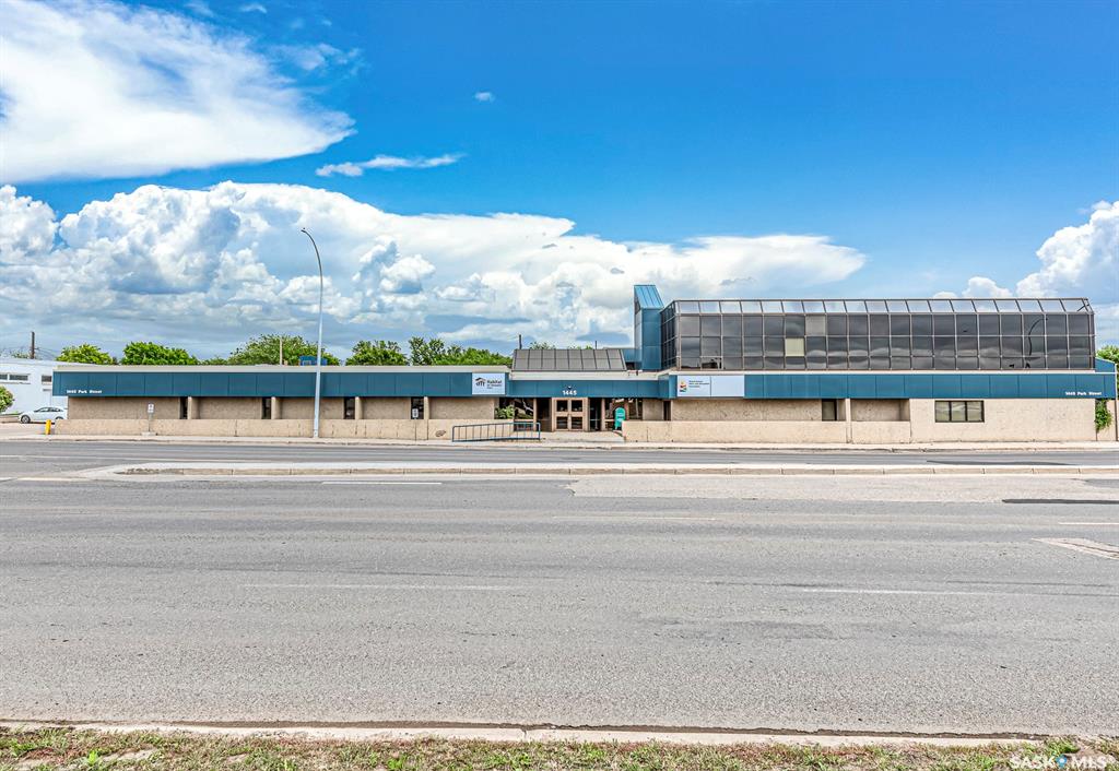 1445 Park Street #100, SK027273, Saskatchewan,