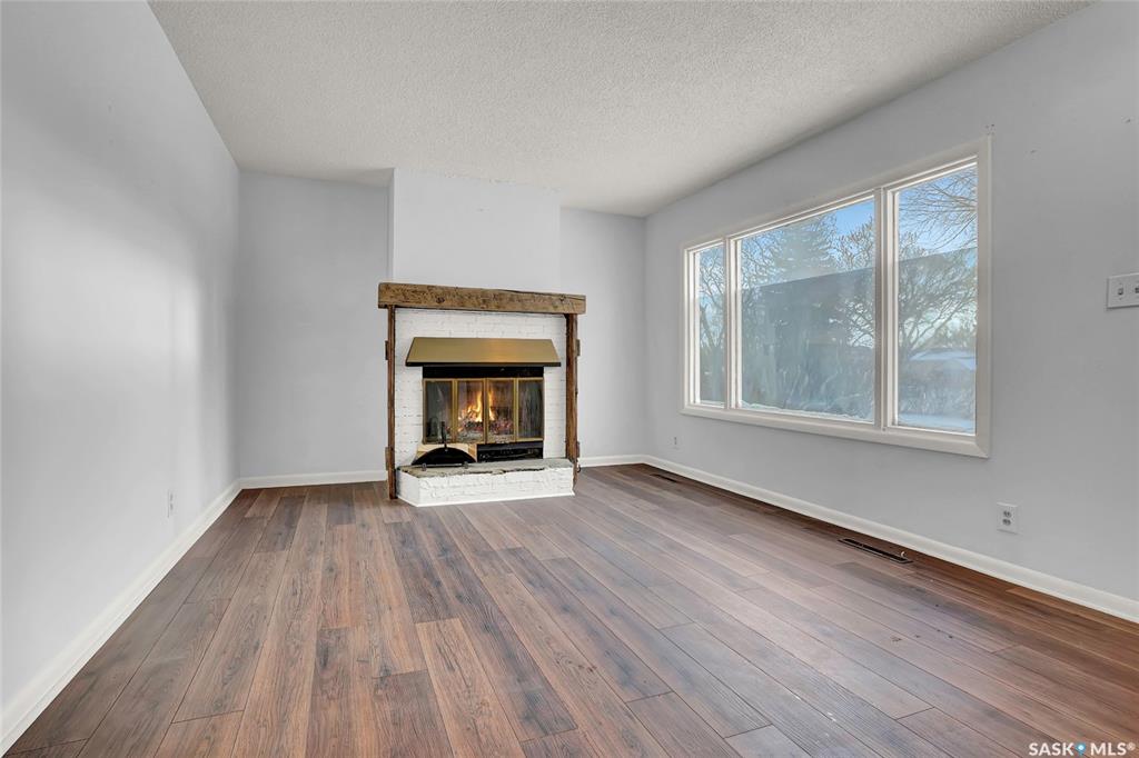 Third View of 5336 5th Avenue, Rosemont, Regina, Saskatchewan, S4T 0M4