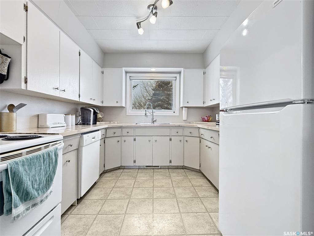 Fifth View of Rm of Coulee Acreage, Coulee Rm No. 136, Saskatchewan, S0N 2Y0