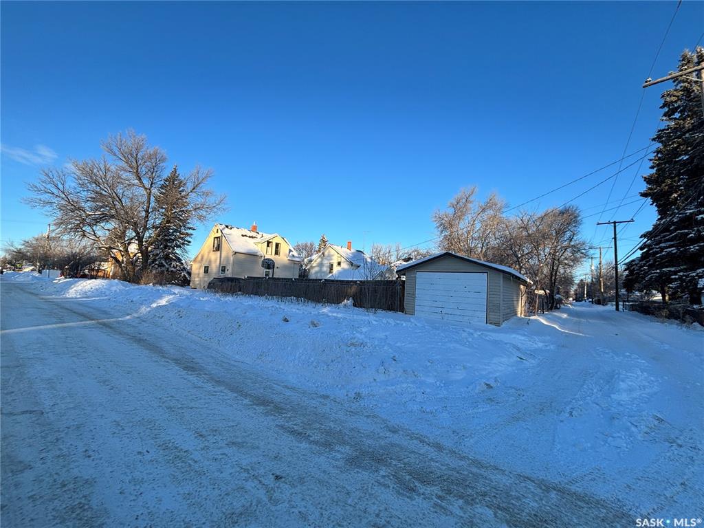 Fourth View of 902 9th Street, Humboldt, Saskatchewan, S0K 2A0
