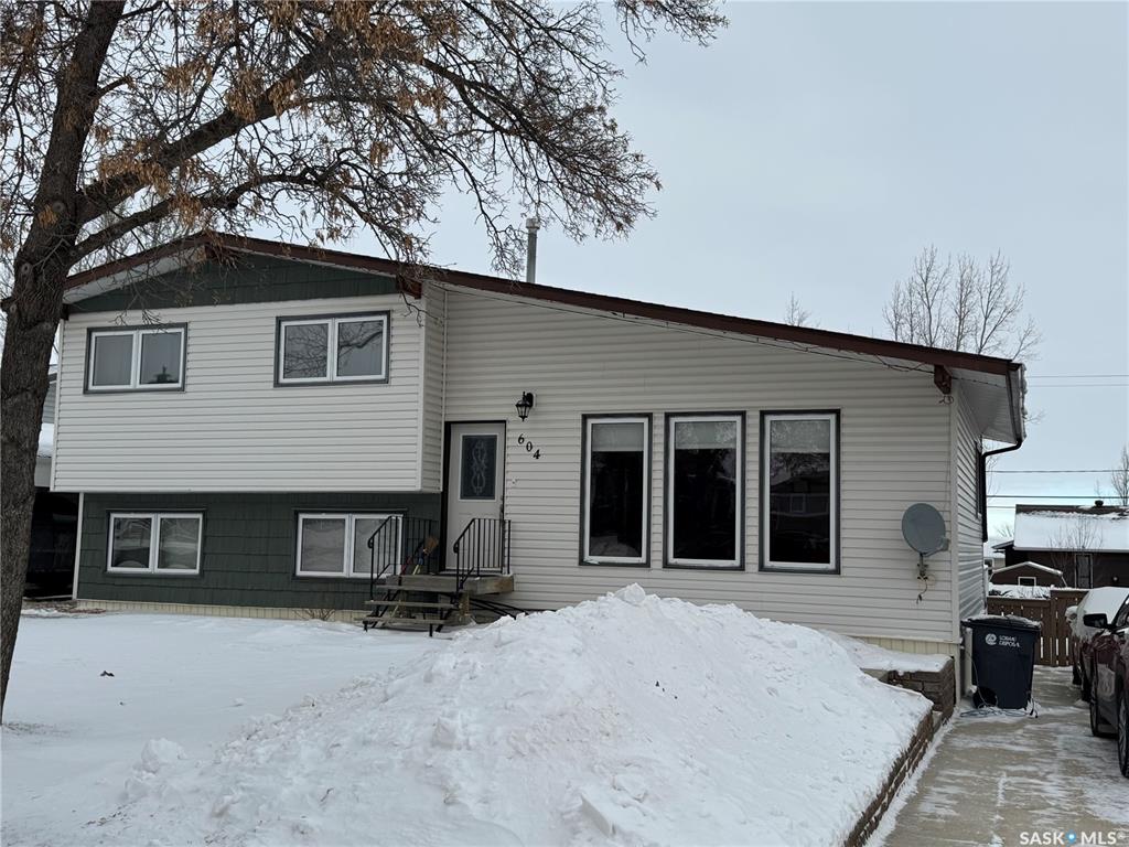 604 5th Avenue W, SK027503, Saskatchewan,