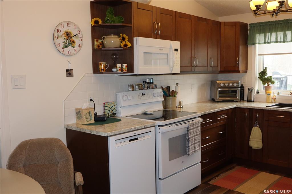 Third View of 604 5th Avenue W, Assiniboia, Saskatchewan, S0H 0B0