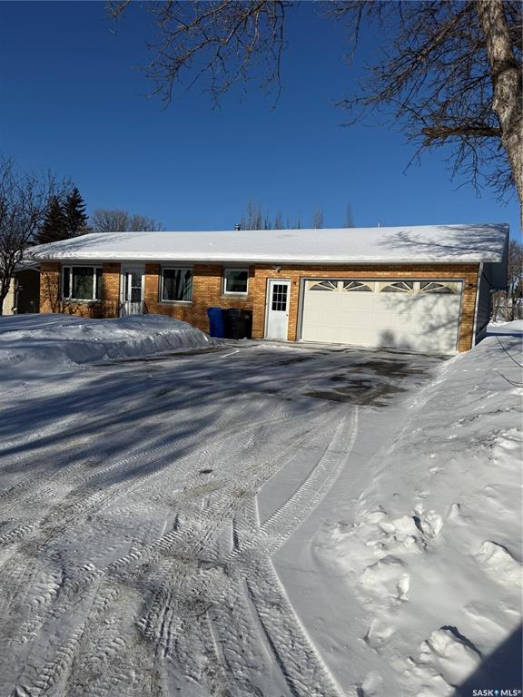 221 Assiniboine Terrace, SK027567, Saskatchewan,