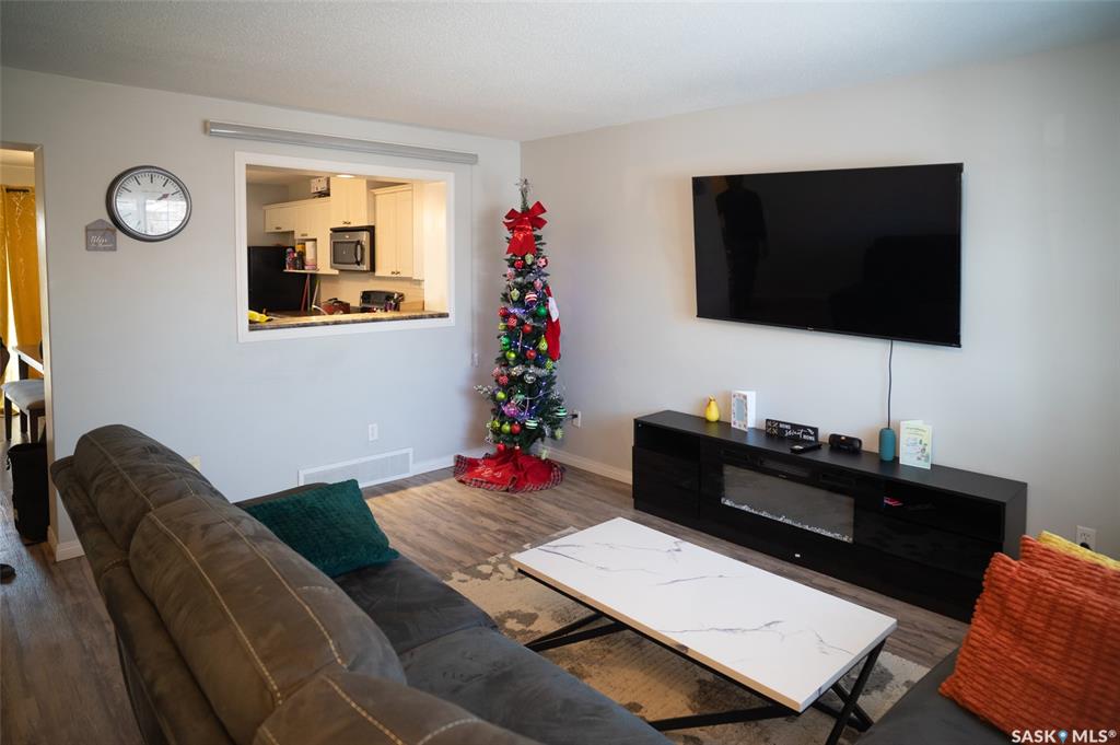 Third View of 135 Keedwell Street #23, Willowgrove, Saskatoon, Saskatchewan, S7W 0A3