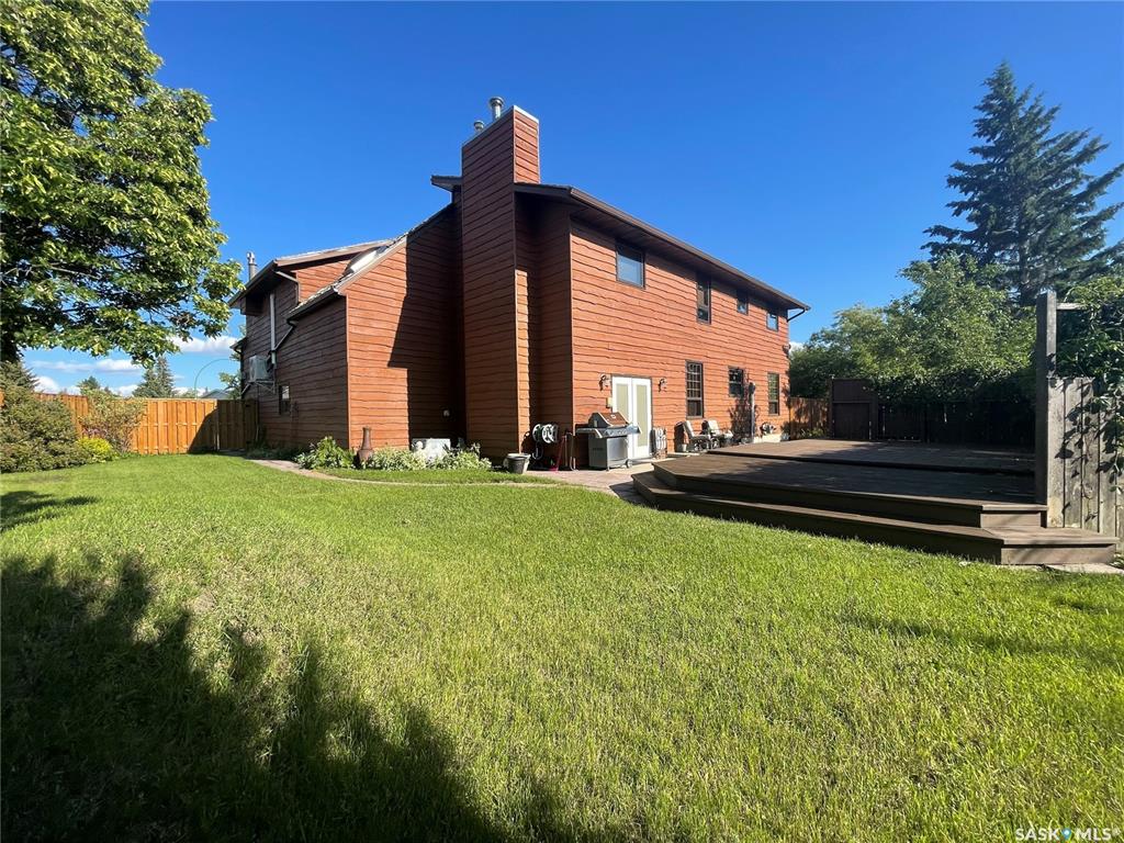 Fourth View of 38 Sunset Drive N, Silver Heights, Yorkton, Saskatchewan, S3N 3K9
