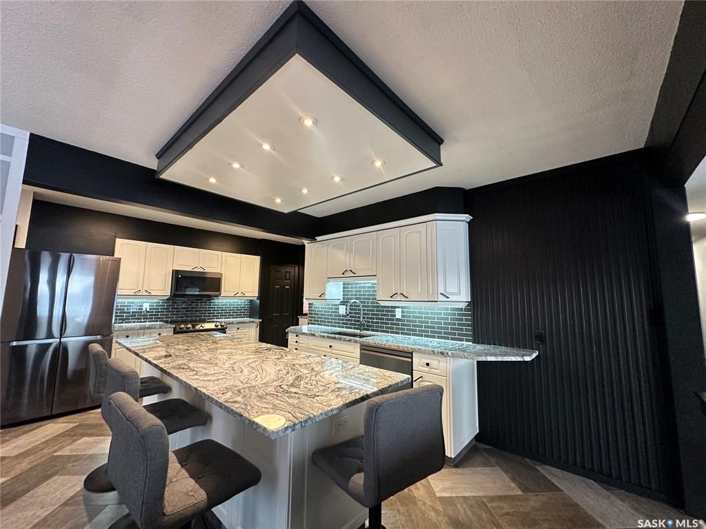 Fifth View of 801 5th Avenue, Whitewood, Saskatchewan, S0G 5C0