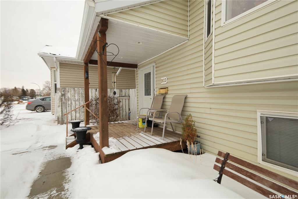 Third View of 2823 18th Street W, Meadowgreen, Saskatoon, Saskatchewan, S7M 4B1
