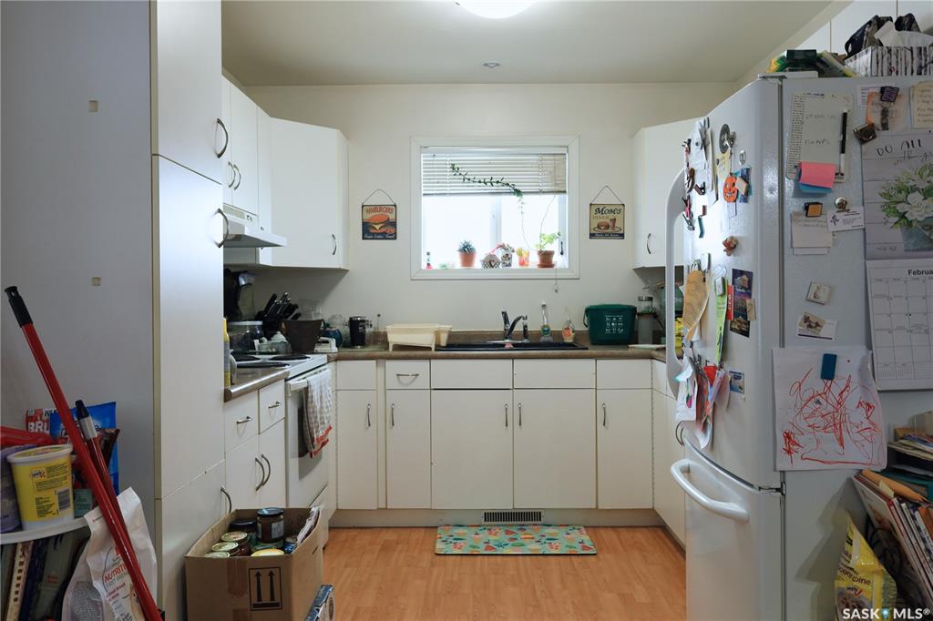 Fifth View of 2823 18th Street W, Meadowgreen, Saskatoon, Saskatchewan, S7M 4B1