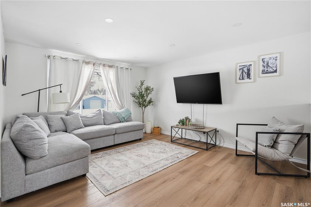 Fifth View of 78 Aitken Crescent, Uplands, Regina, Saskatchewan, S4R 5W7