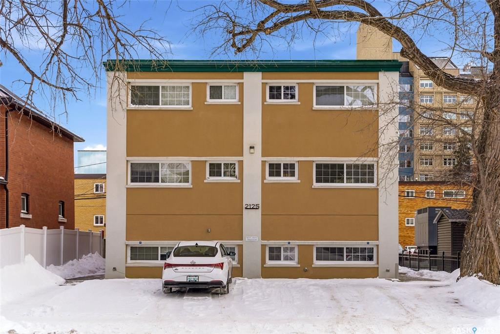MLS® listing #SK027871 for sale located at 2125 Lorne Street #5