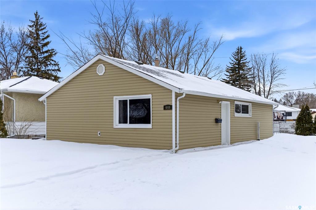 MLS® listing #SK027892 for sale located at 640 Arthur Street