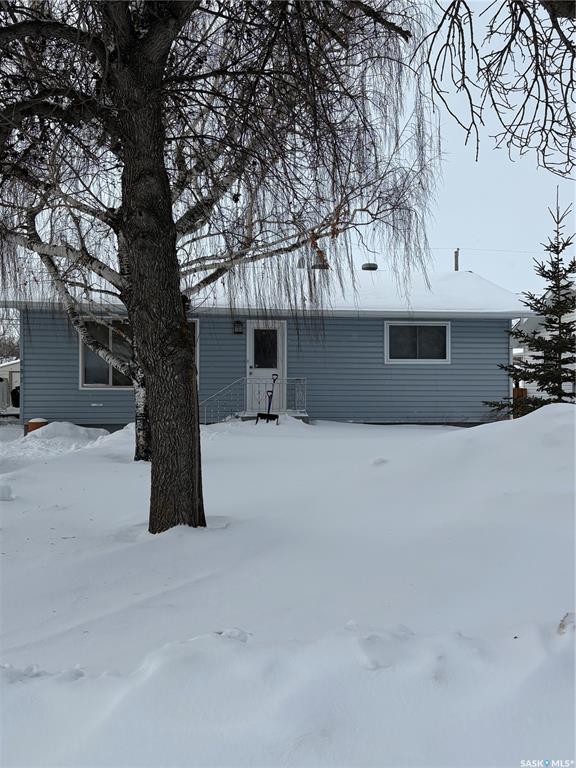 207 3rd Street Ne, SK027893, Saskatchewan,