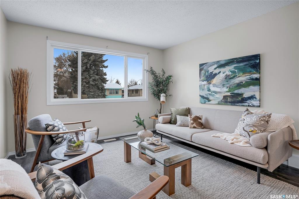 330 Smallwood Crescent, SK027926, Saskatchewan,