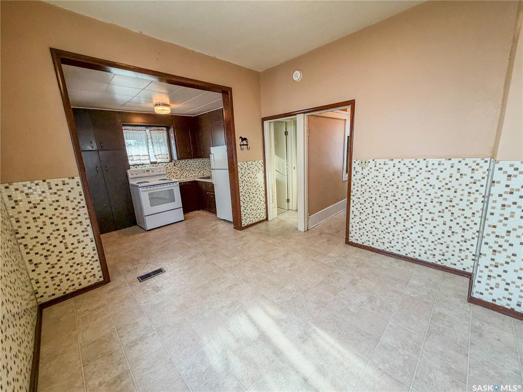 Fourth View of 127 8th Avenue W, Melville, Saskatchewan, S0A 2P0