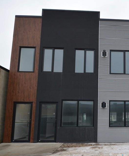 MLS® listing #SK028106 for sale located at 1143 Winnipeg Street #A