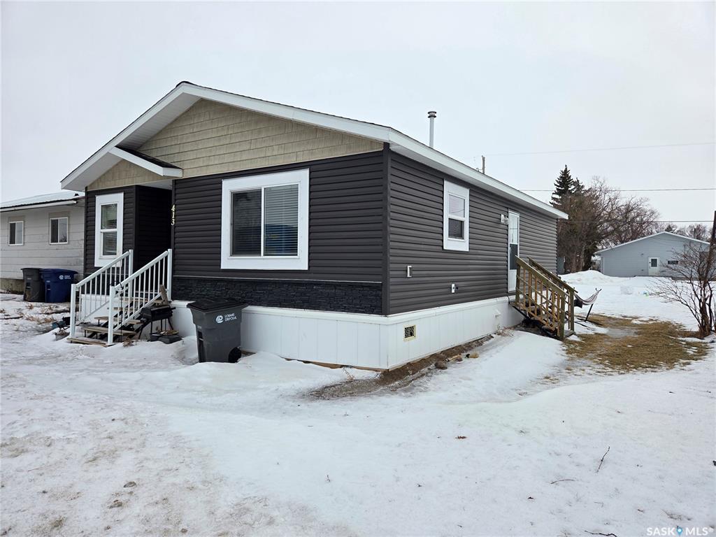 413 Railway Street, SK028129, Saskatchewan,