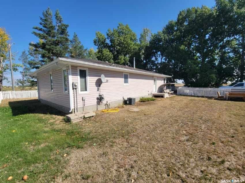 Fourth View of 309 Third Avenue E, Fiske (Pleasant Valley Rm No. 288), Pleasant Valley Rm No. 288, Saskatchewan, S0L 1C0