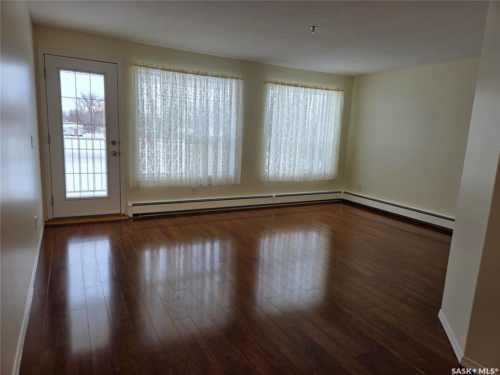 729 101st Street #106, SK028193, Saskatchewan,