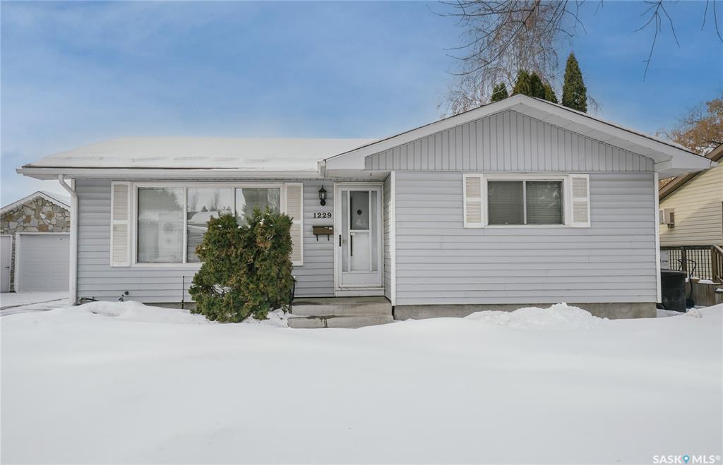 1229 Elevator Road, SK028195, Saskatchewan,