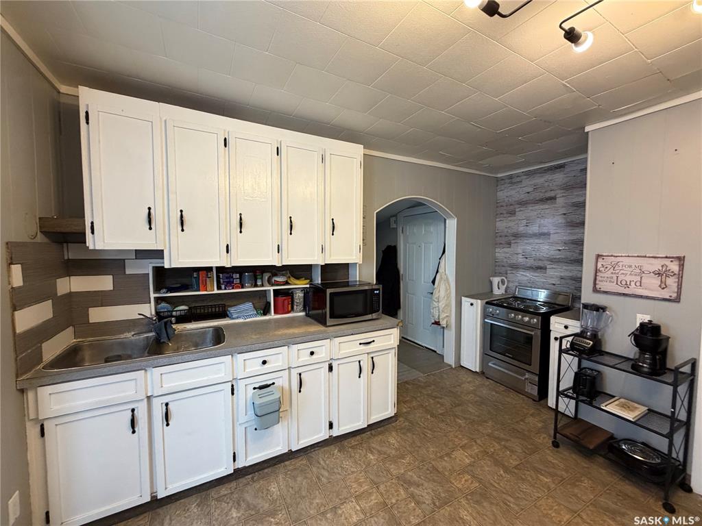 205 1st Street W, SK028200, Saskatchewan,