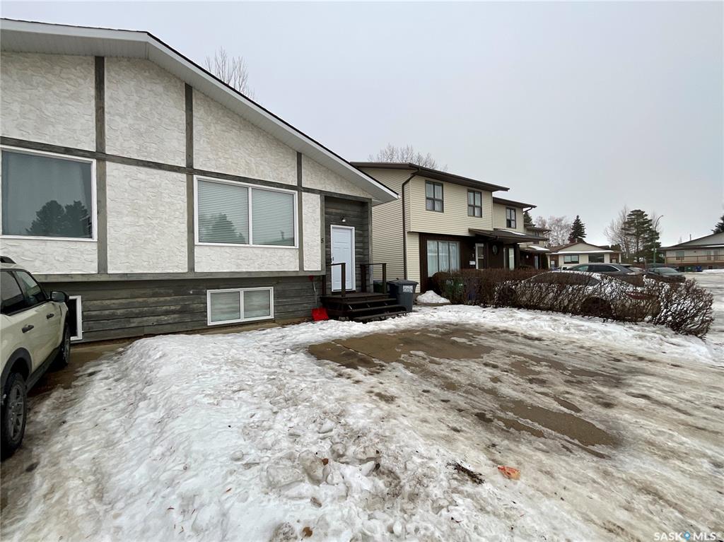 Second View of 5 Delaronde Terrace, Lakeview SA, Saskatoon, Saskatchewan, S7J 3Y9