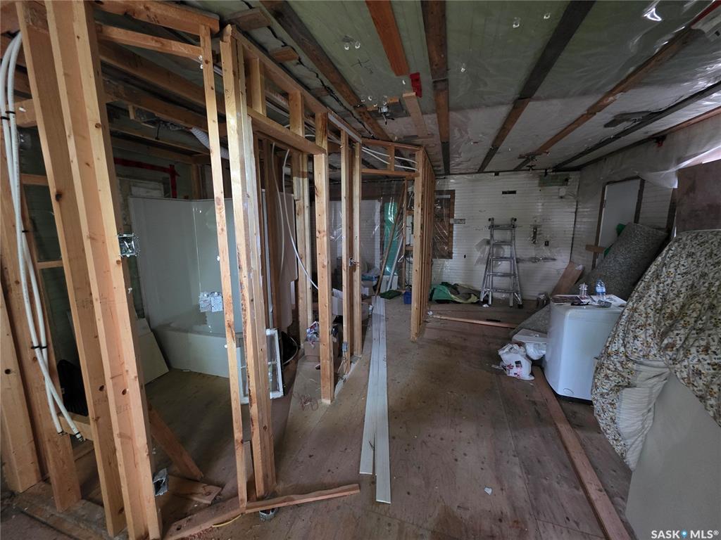 Second View of 130 K Avenue S, Pleasant Hill, Saskatoon, Saskatchewan, S7M 2C6