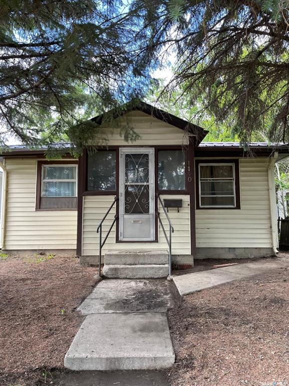 MLS® listing #SK028240 for sale located at 1140 Coteau Street W