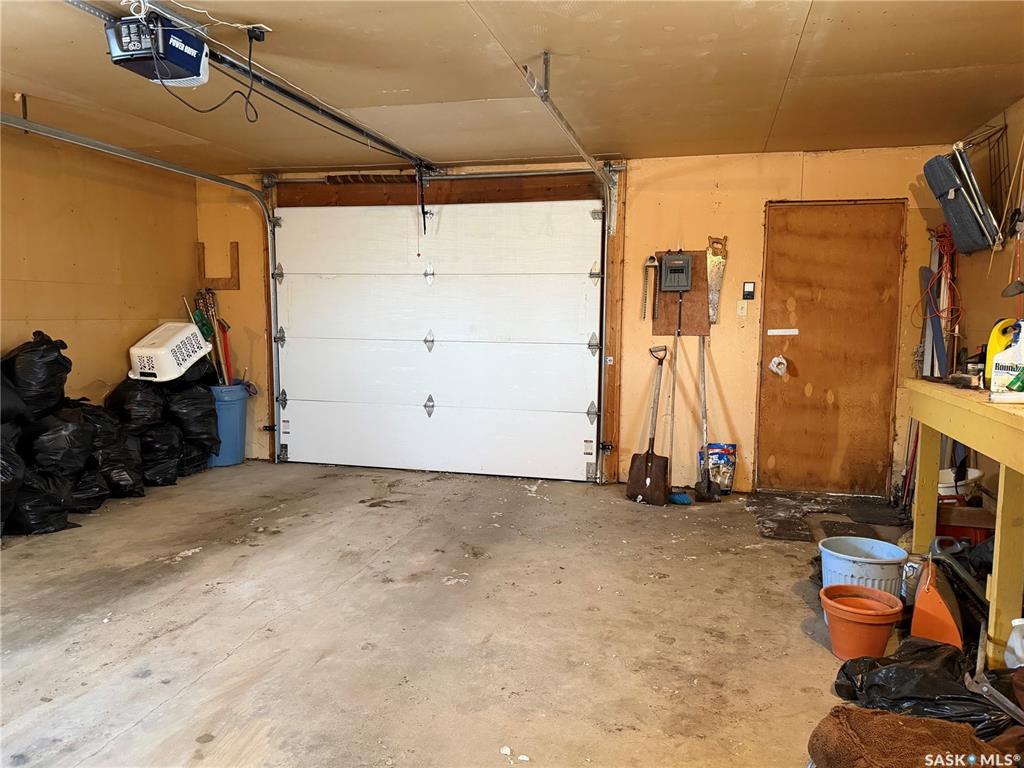 Fifth View of 104 Elizabeth Street, Melfort, Saskatchewan, S0E 1A0