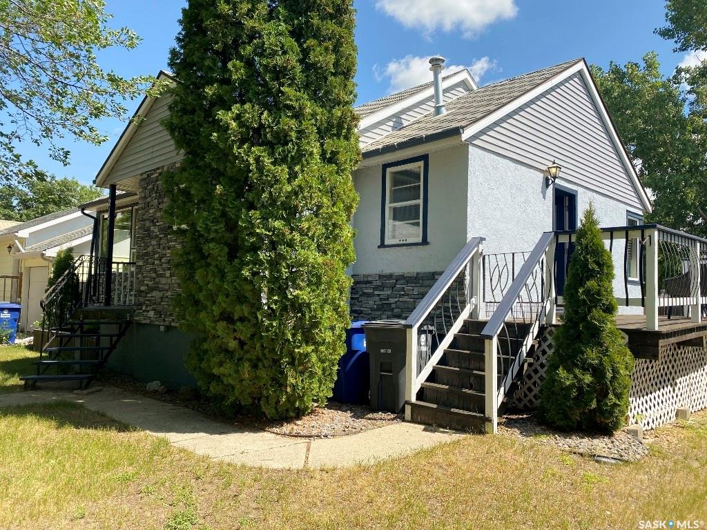 Third View of 217 7th Avenue W, Kindersley, Saskatchewan, S0L 1S0