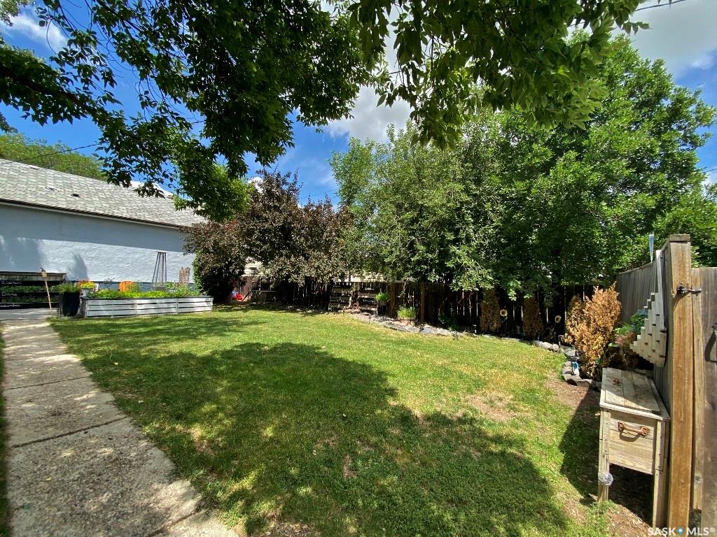 Fifth View of 217 7th Avenue W, Kindersley, Saskatchewan, S0L 1S0