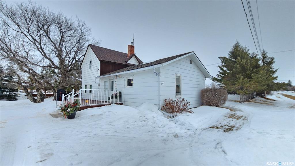 24 Railway Avenue, SK028358, Saskatchewan,