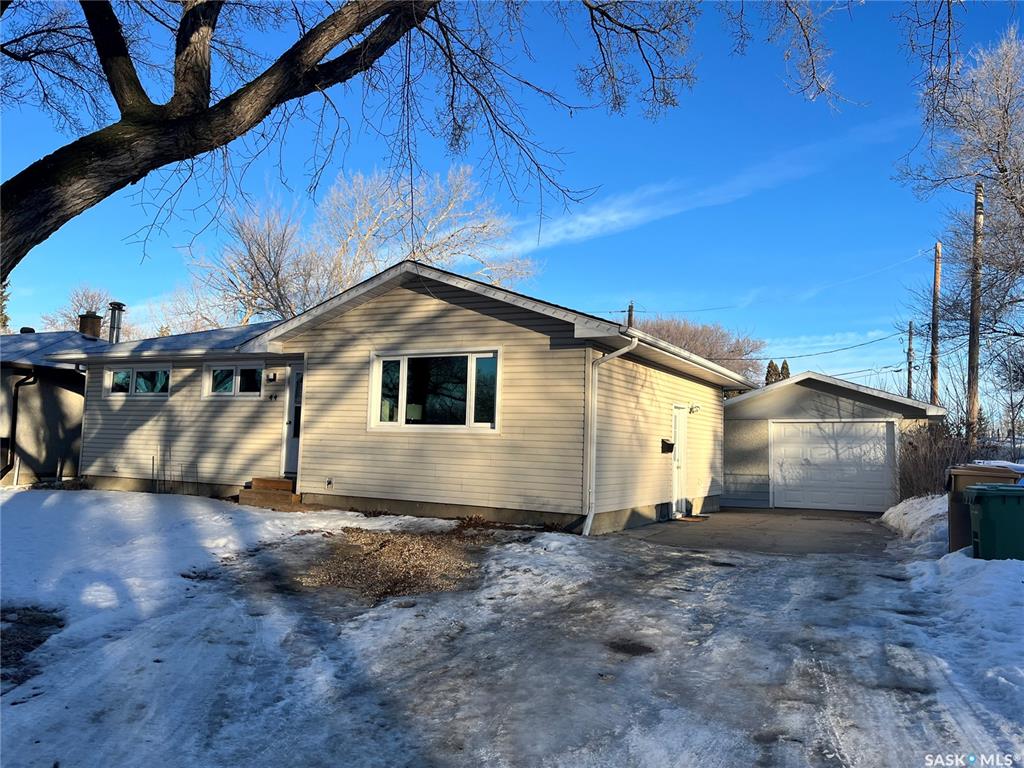 MLS® listing #SK028388 for sale located at 44 Mccusker Avenue